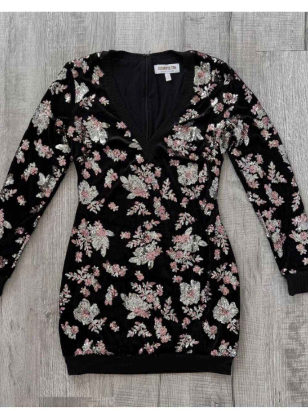 Dres the Population Dress Womens Medium V-Neck Velvet Long Sleeve Sequins Mini